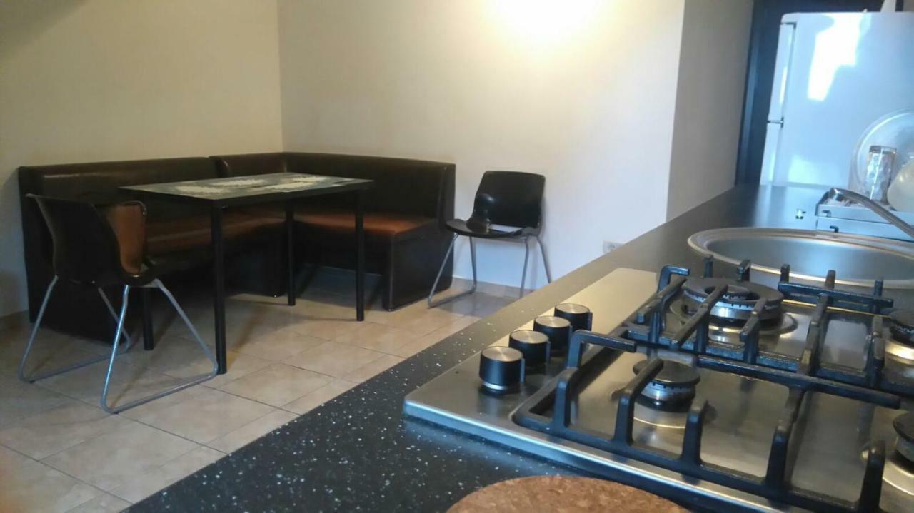 Alexander Apartment Bucureşti Ngoại thất bức ảnh